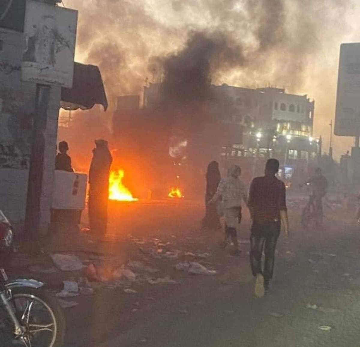 Popular unrest and nightly demonstrations in Aden to protest the power outage and deteriorating conditions