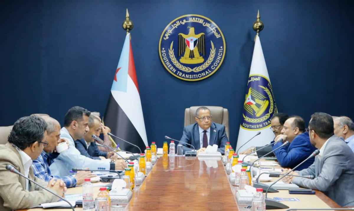 Headed by Al-Khobaji, the Southern Political Commission holds its regular meeting and addresses developments in the political scene