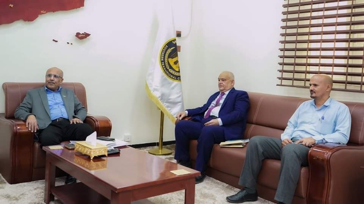 Al-Kathiri and the governor discuss cooperation mechanisms towards issues related to the lives of citizens