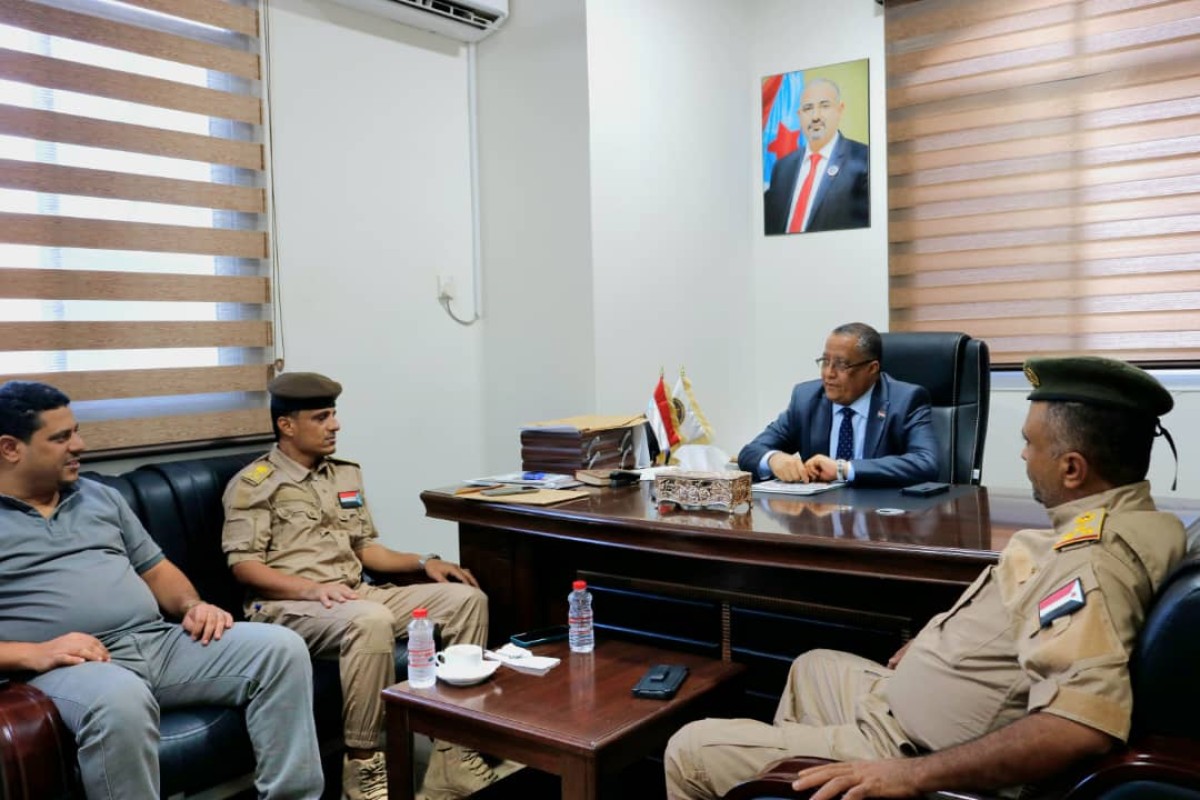 Dr. Al-Khobaji meets with the commanders of the Seventh Brigade and Badr Camp