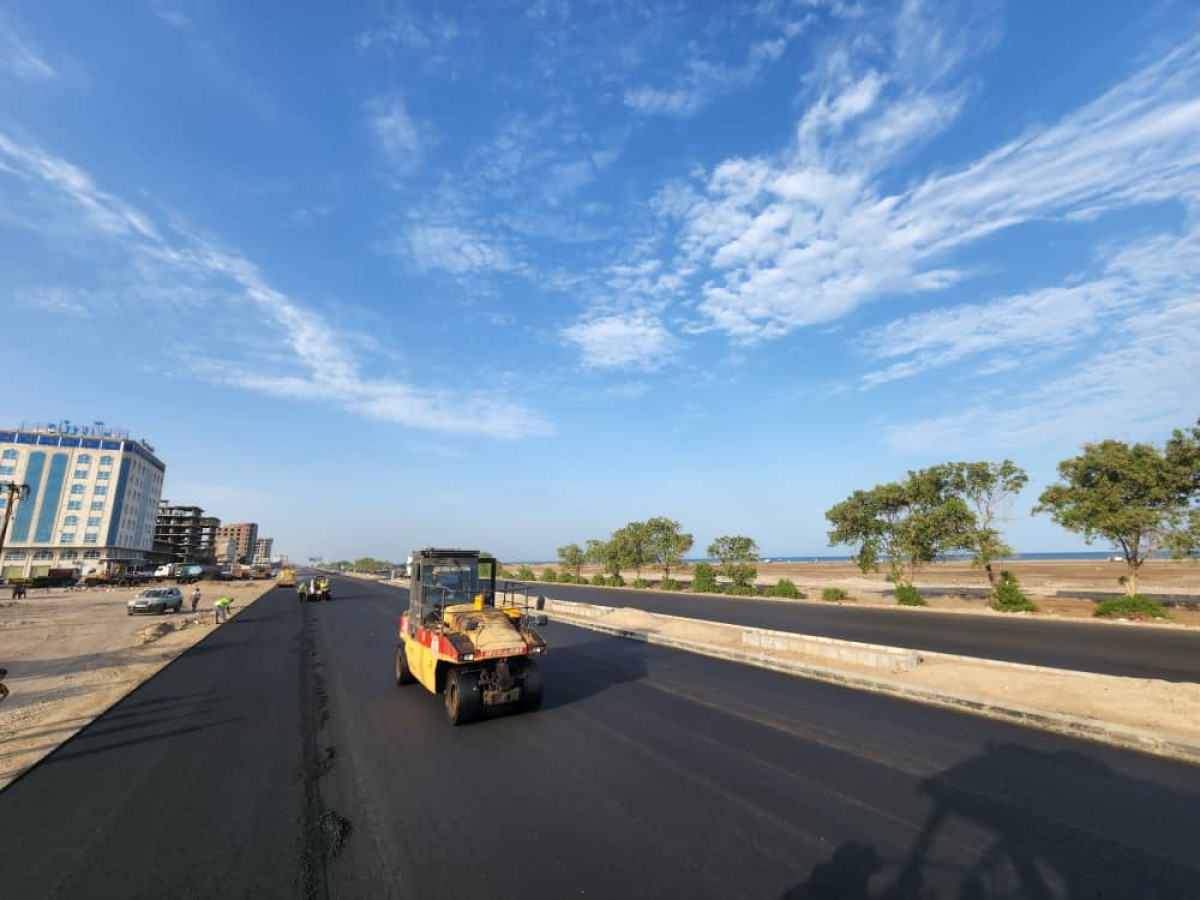 Maintenance and rehabilitation work continues on a group of streets in Al Dhalea