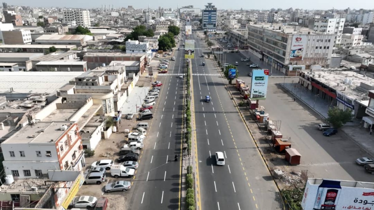 Completion of the painting work on the “Caltex_Textile” road project in Aden