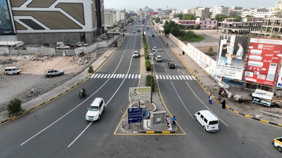 Completion of the painting work on the “Caltex_Textile” road project in Aden