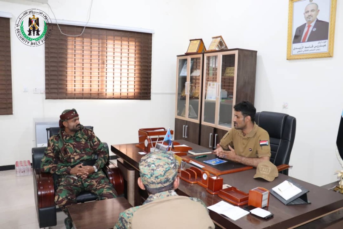 Al-Rubaie meets with the commander of the Abyan Belt and praises the forces’ victories over terrorist elements east of Modih