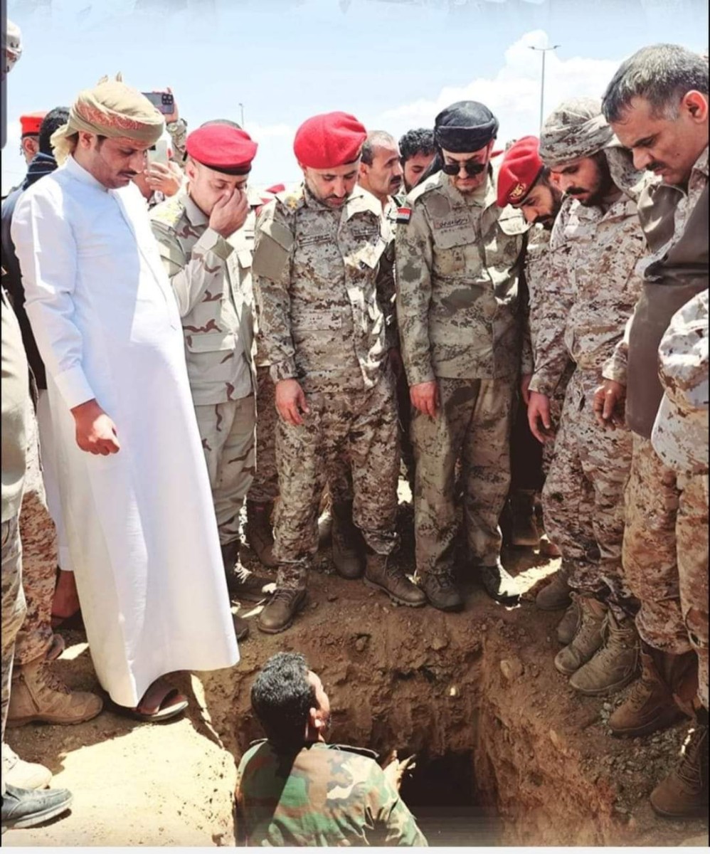 The Houthis target a military parade of the Yemeni army in Saada