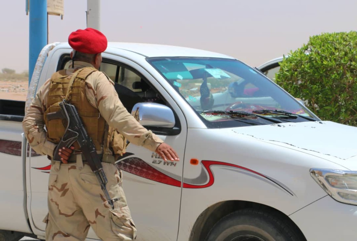 The security services in Shabwa resume the campaign to ban the carrying of weapons in the city of Ataq