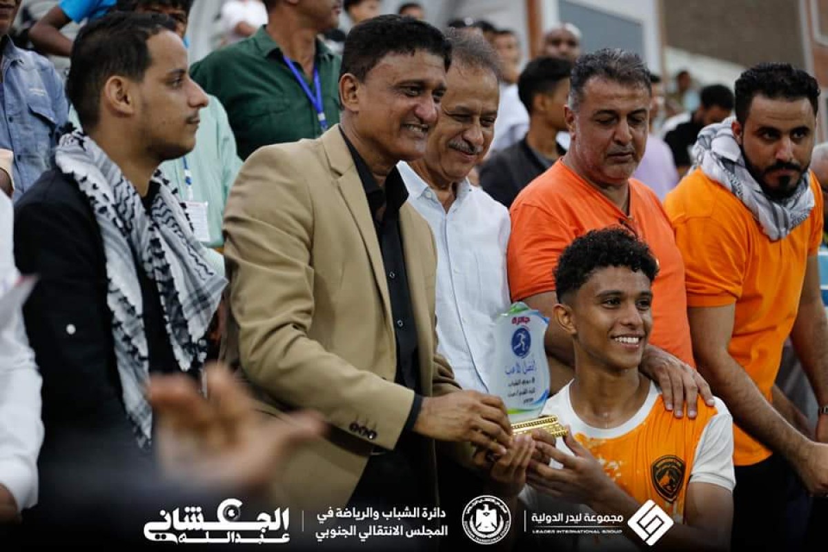 Shamsan is crowned champion of the Aden Youth League