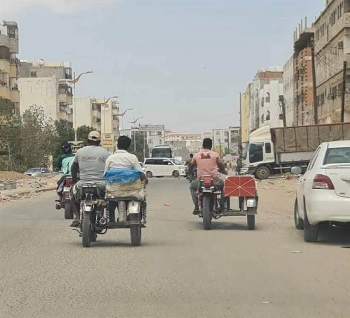 The Security Committee sets a date for permanently banning motorcycles from the streets of Aden