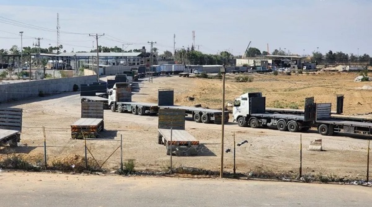 Aid begins to enter the Gaza Strip