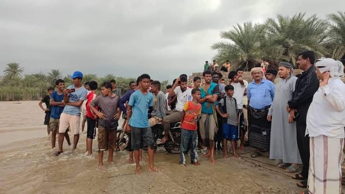 Forming rescue teams and raising the level of preparedness throughout Socotra to confront Cyclone #Tej