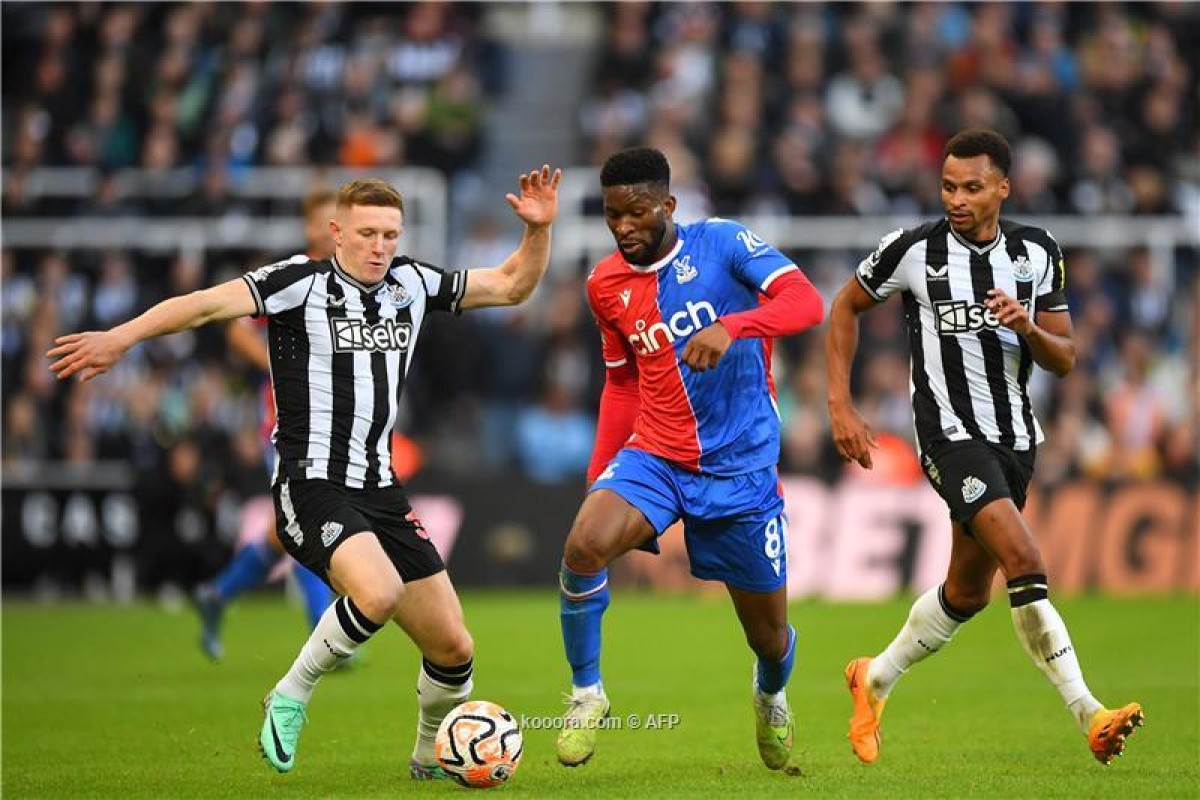 Newcastle tears Crystal Palace's net