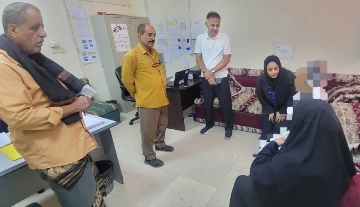 The first appearance of the girl who was involved in a stabbing incident with broken incense in Aden