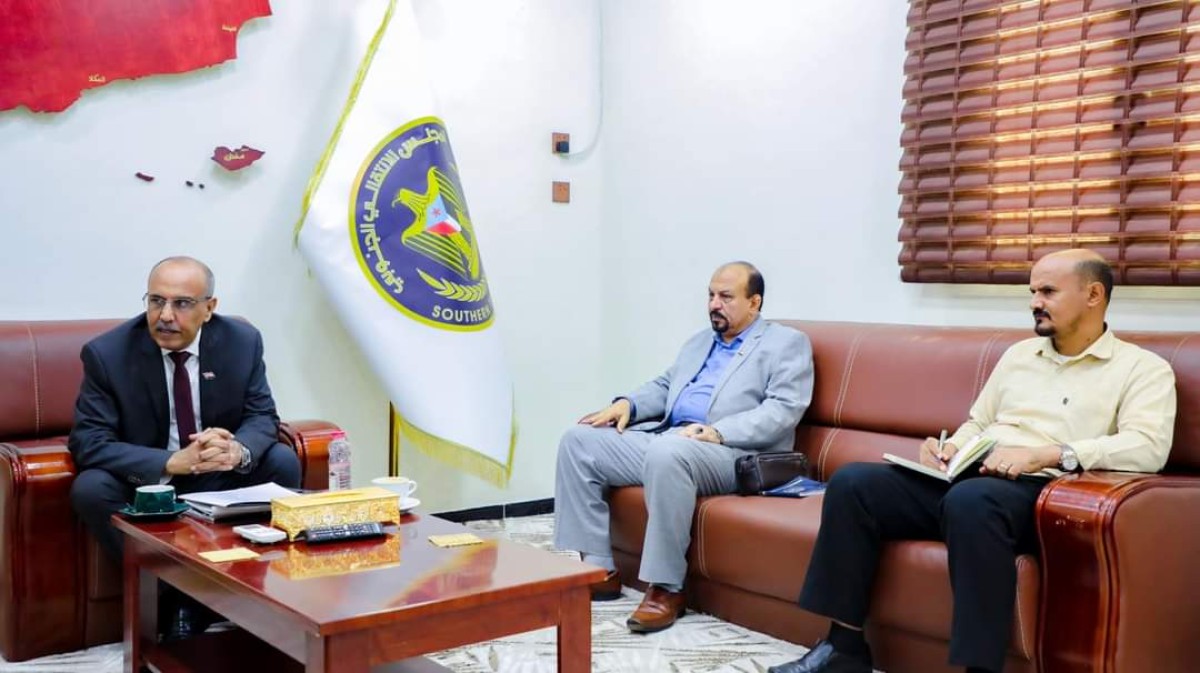 Al-Kathiri stresses the importance of raising military and security preparedness in Abyan