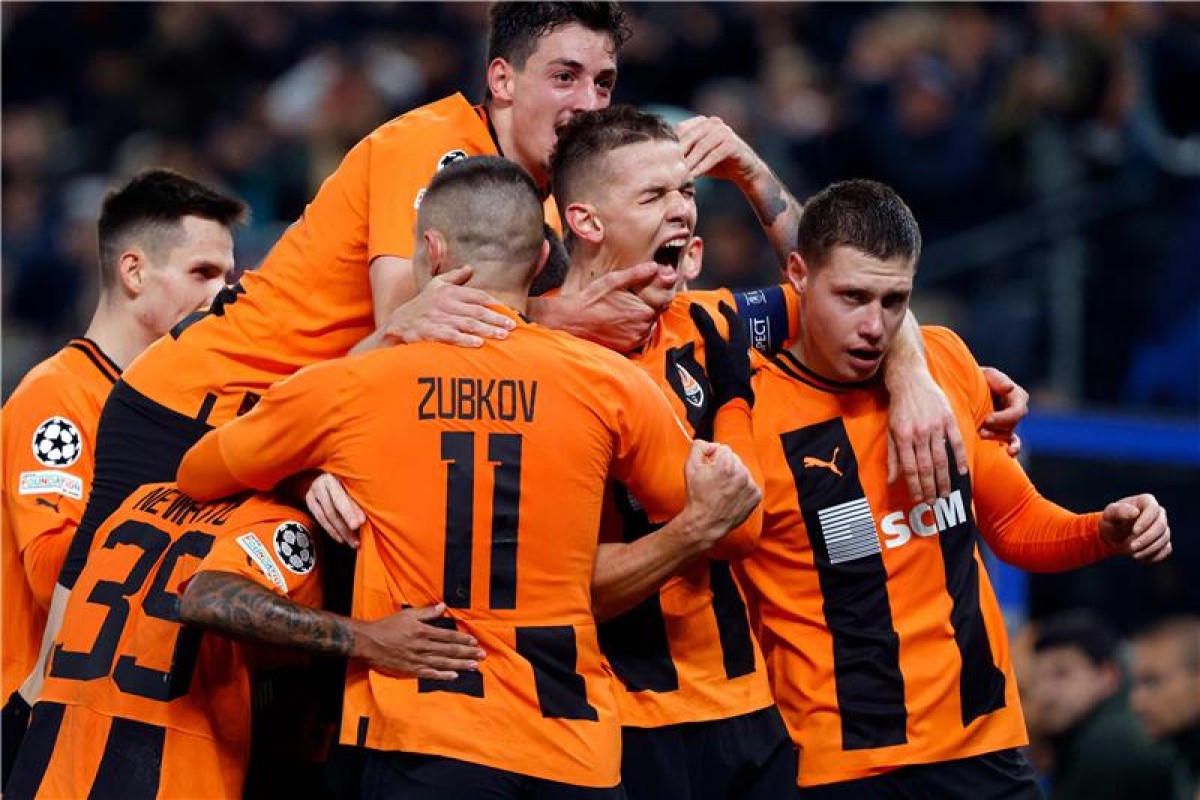 Shakhtar Donetsk inflicts Barcelona's first European defeat