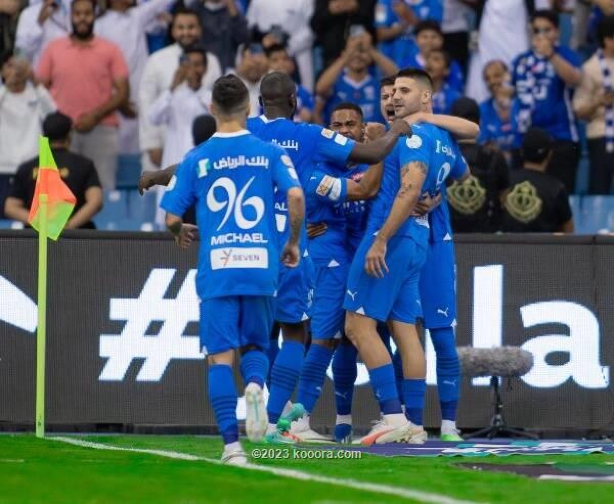 Saudi Roshen League.. Al Hilal defeats Al Taawoun with a duo from Mitrovic and Kanou