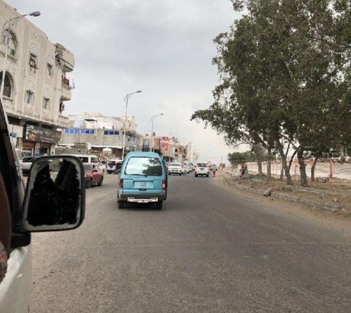 Citizens complain that transportation fees in the capital, Aden, are high and subject to the moods of vehicle drivers