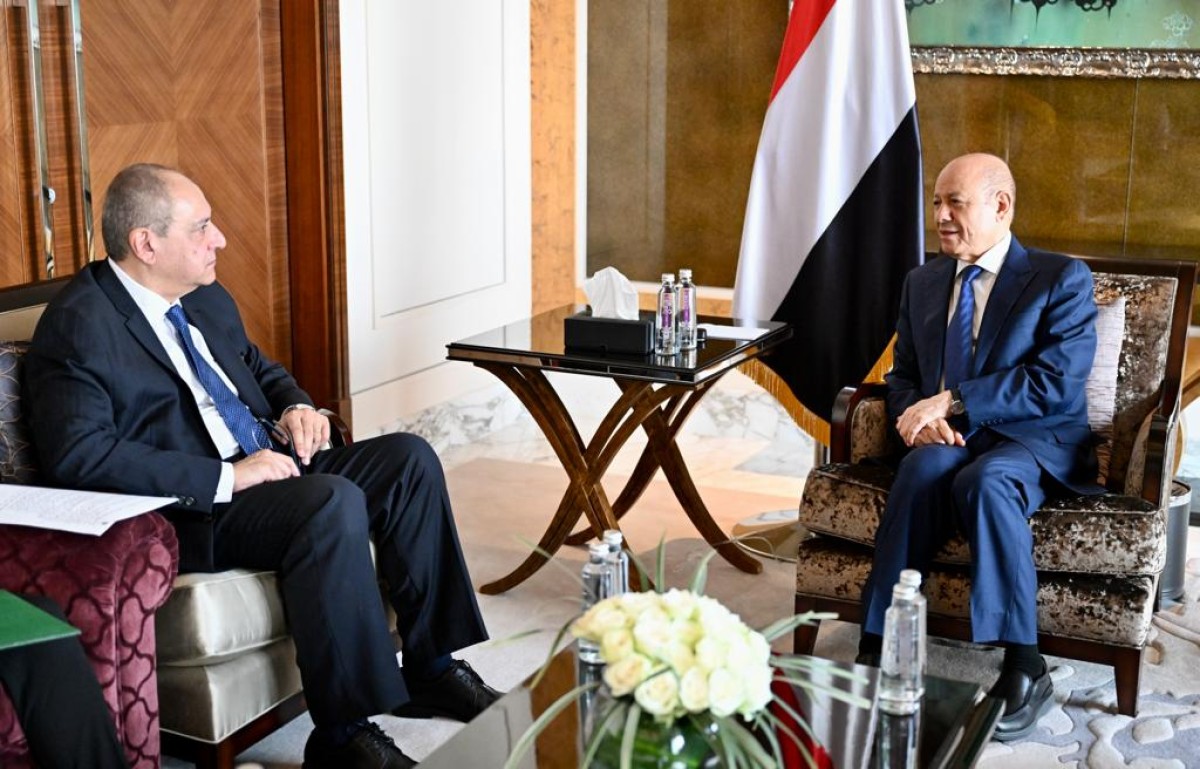 Al-Alimi discusses with the ambassadors of the Emirates and Egypt the latest developments in the situation in Yemen