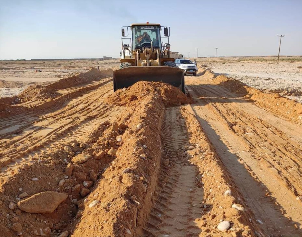 Al-Mahra.. The Roads Corporation finishes opening and connecting all the damaged areas of “Haswain” to the main streets