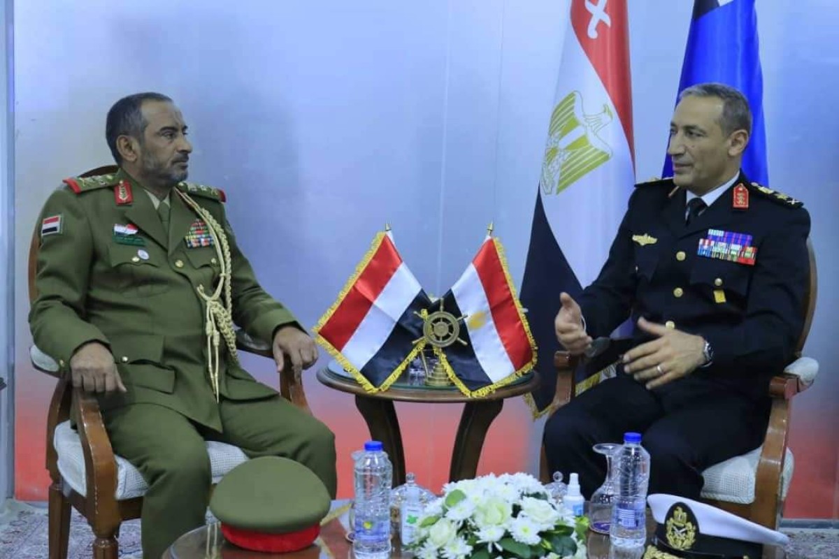 The Ministry of Defense is examining the possibility of Egyptian support to confront Houthi threats in international waters