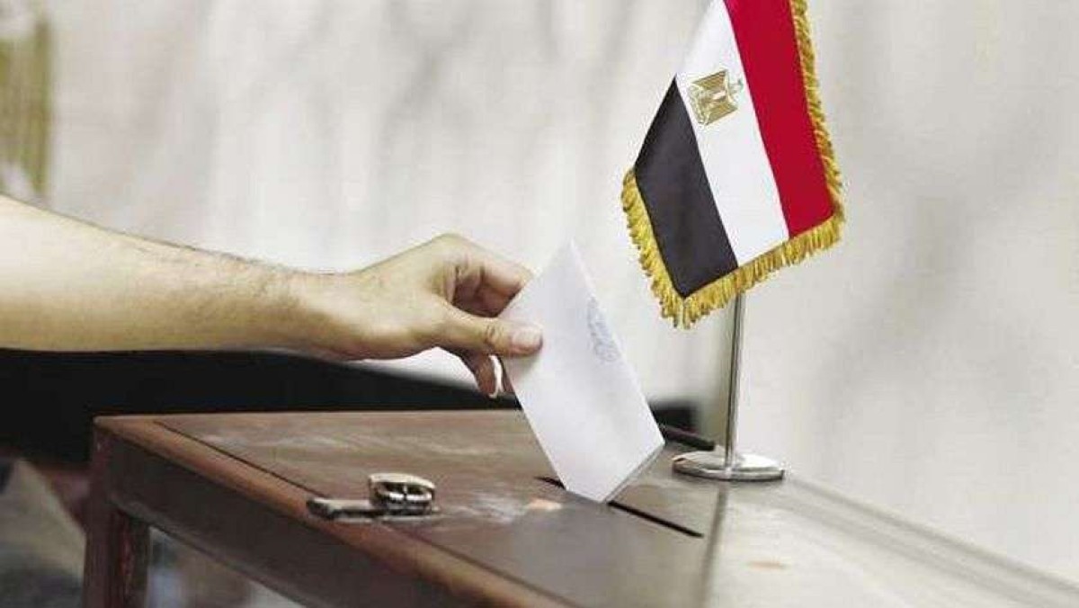 Egyptians flock to cast their votes in the presidential elections