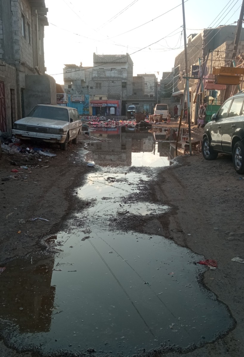 In pictures: sewage overflow extending from Sheikh Othman to Dar Saad, and fears of an environmental disaster