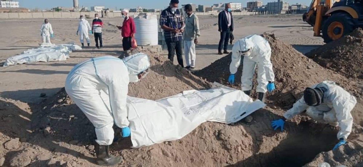 28 unidentified bodies were buried in the capital, Aden