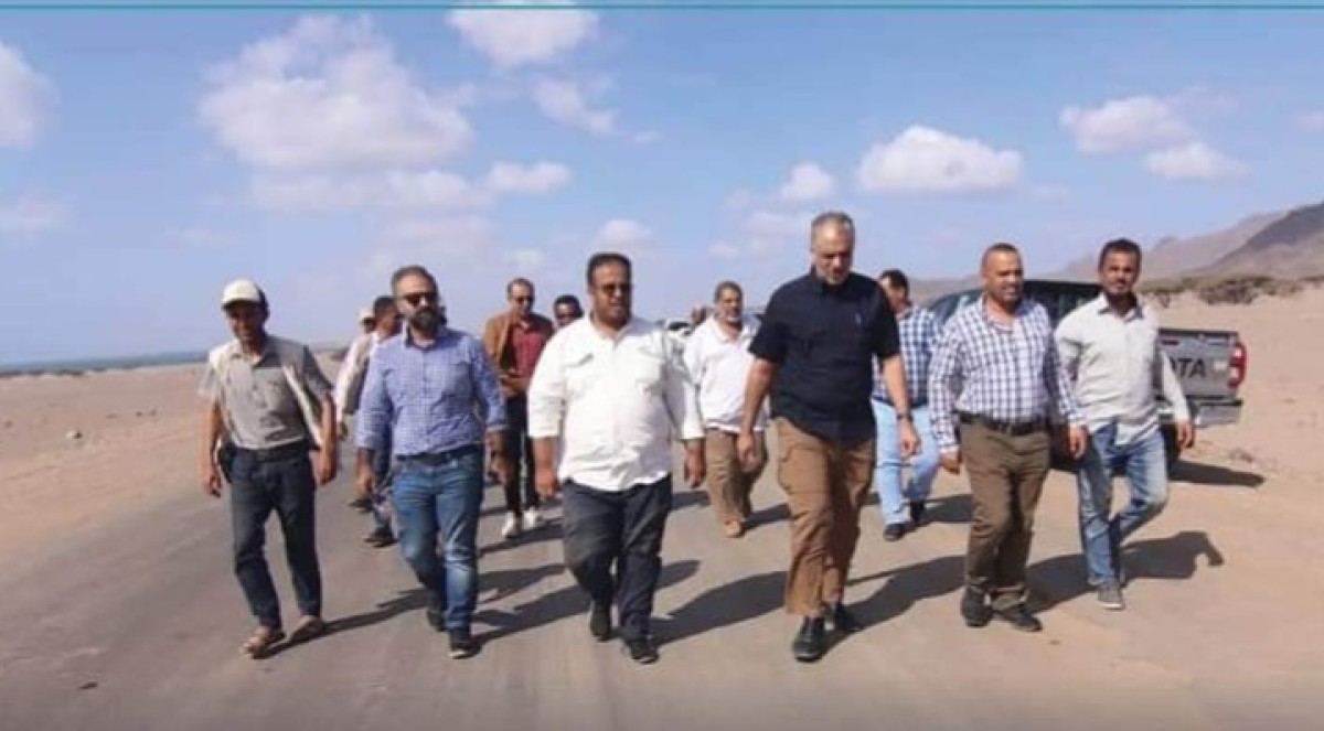 Engineer Moeen Al-Mas inspects road maintenance projects in Lahj