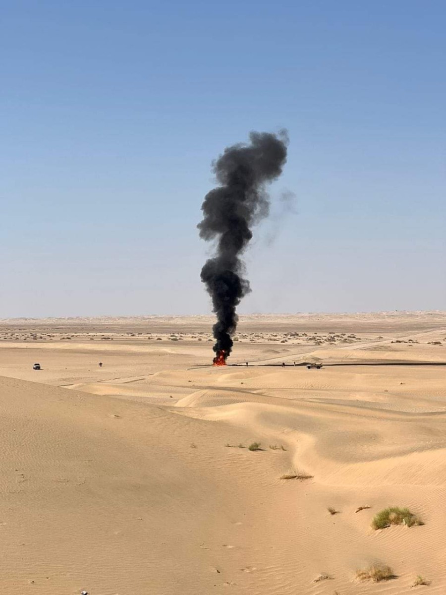 Unidentified persons blow up an oil transport pipeline in Shabwa