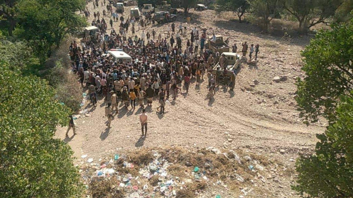 A majestic funeral will carry the bodies of the martyrs Al-Hazmi and Al-Hawshabi to their final resting place