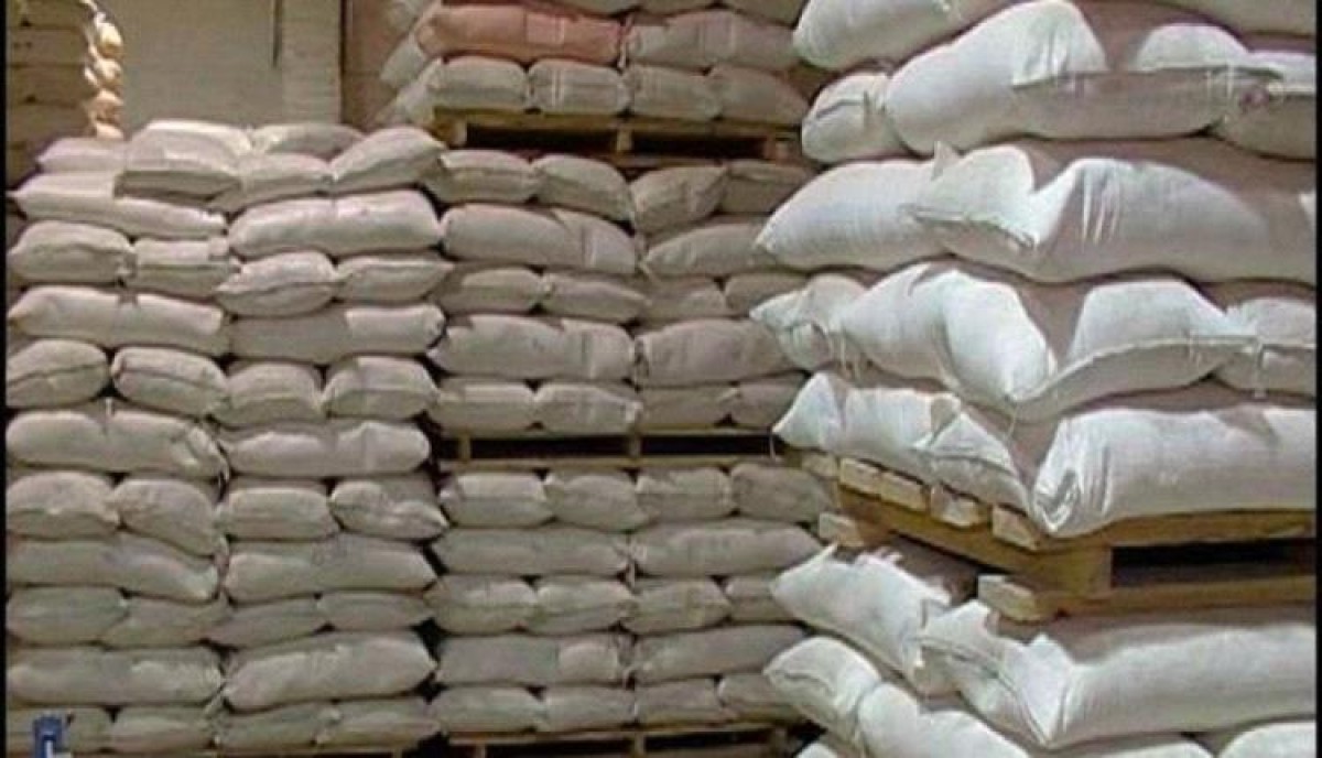 Flour prices rise in Aden due to the bombing of Sanaa and Hodeidah