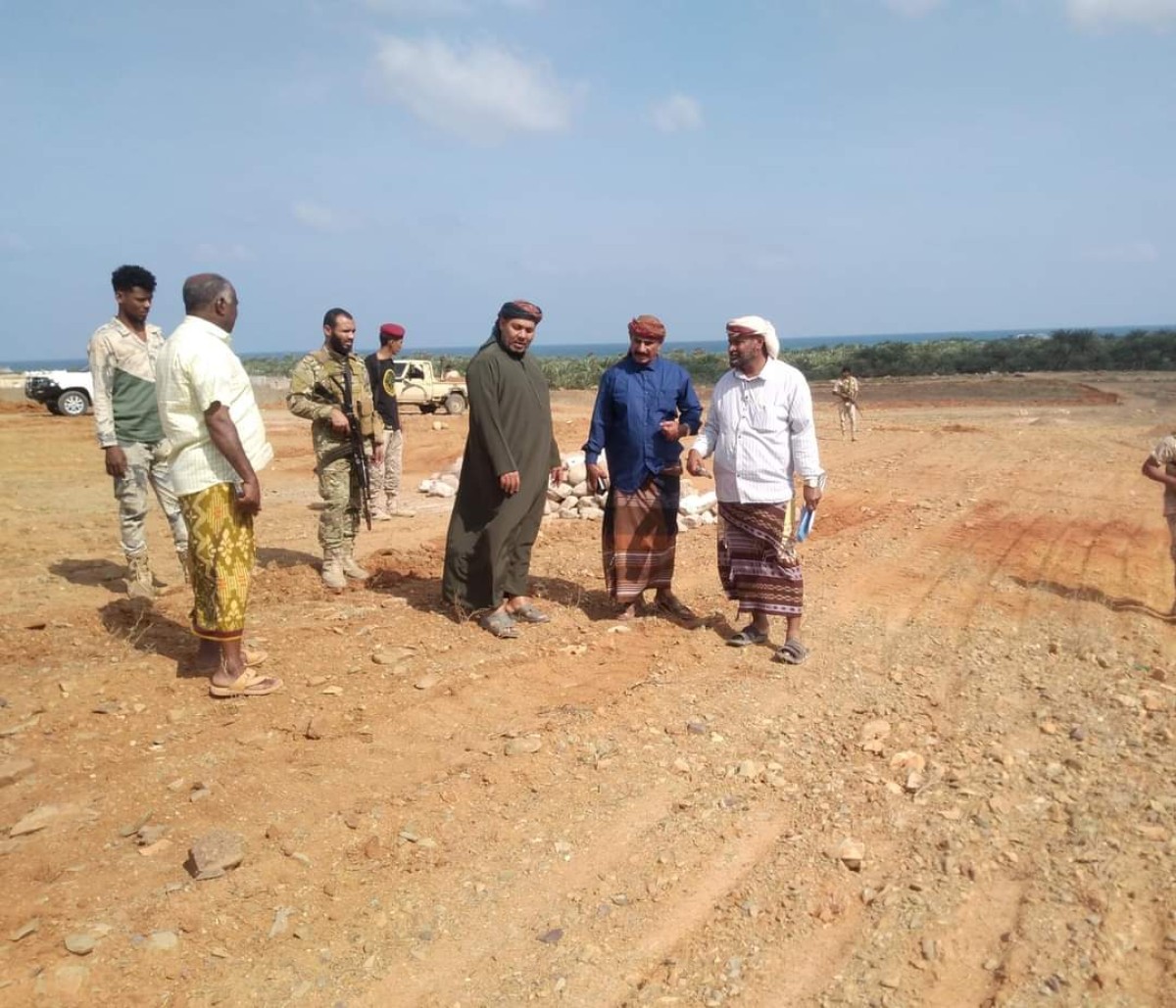 The Governor of Socotra directs to take strict measures against those who attack the cemetery plan in Hadibu