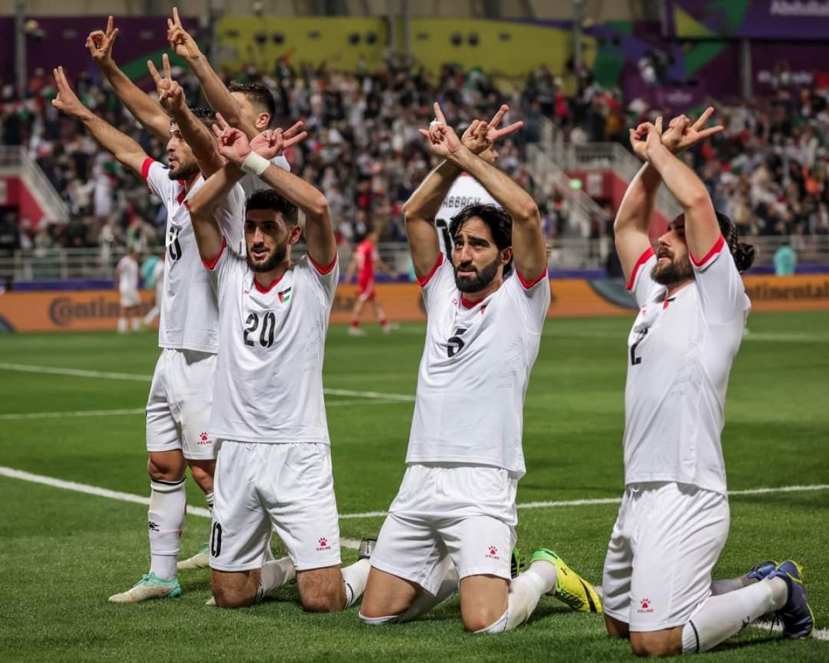 The Palestinian national team writes history and advances to the round of 16 after a successful victory over Hong Kong