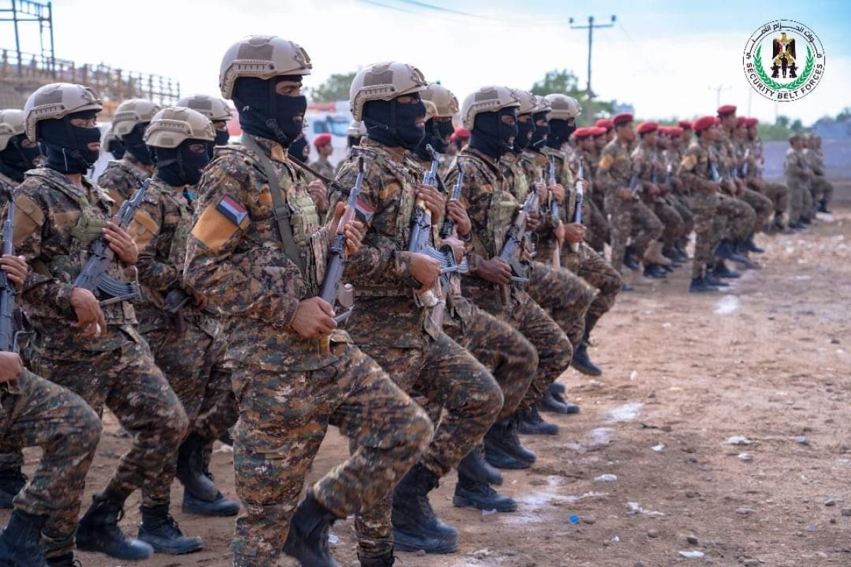 The ring belt of the capital, Aden, inaugurates the combat and moral year 2024 with a military parade of symbolic companies