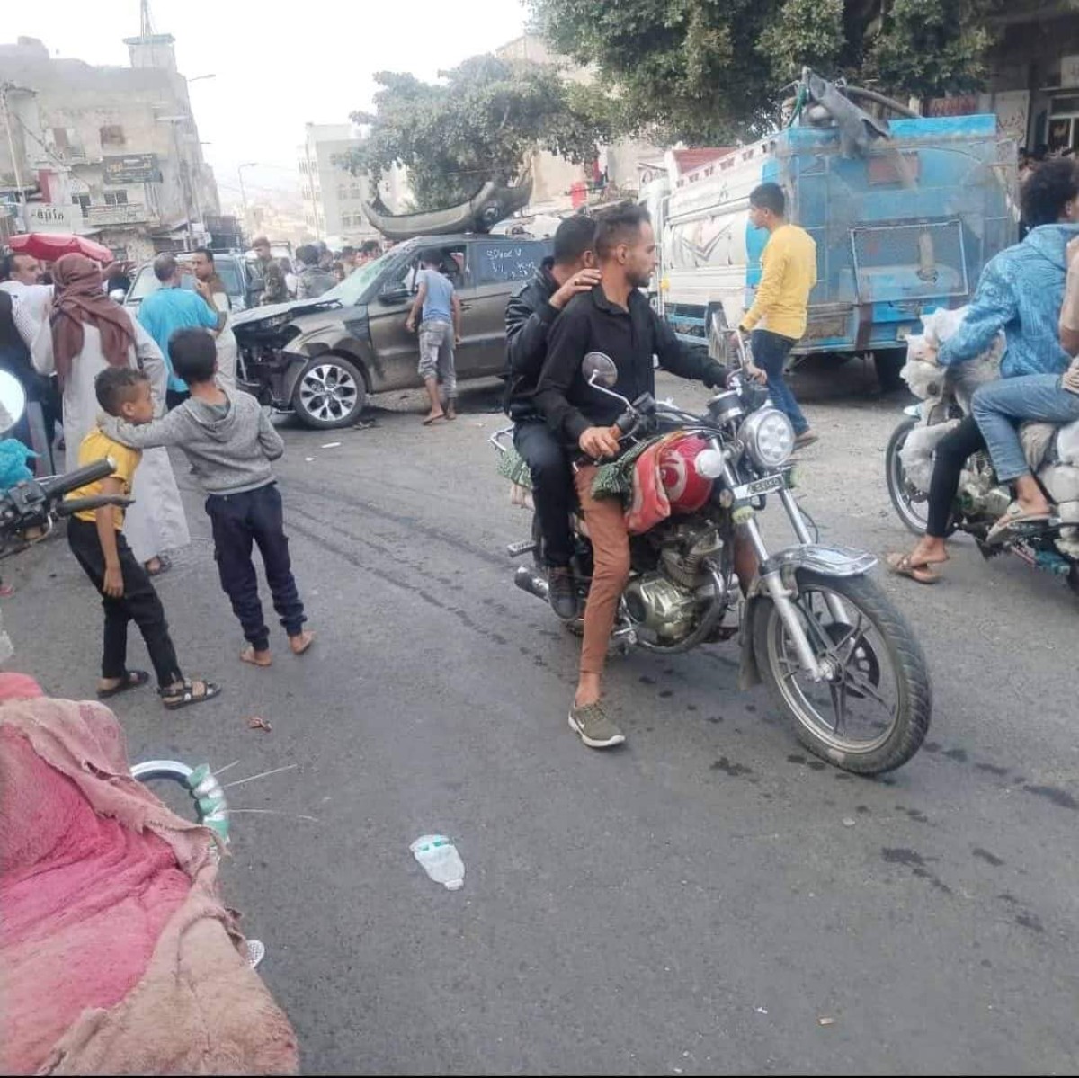 Five women and a man died in a horrific traffic accident in Taiz