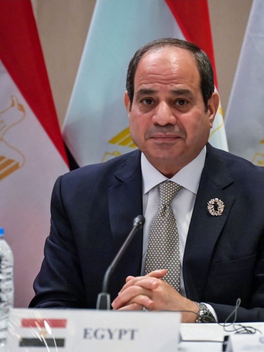 “The largest urgent social protection package.” Egypt raises the minimum wage by 50%