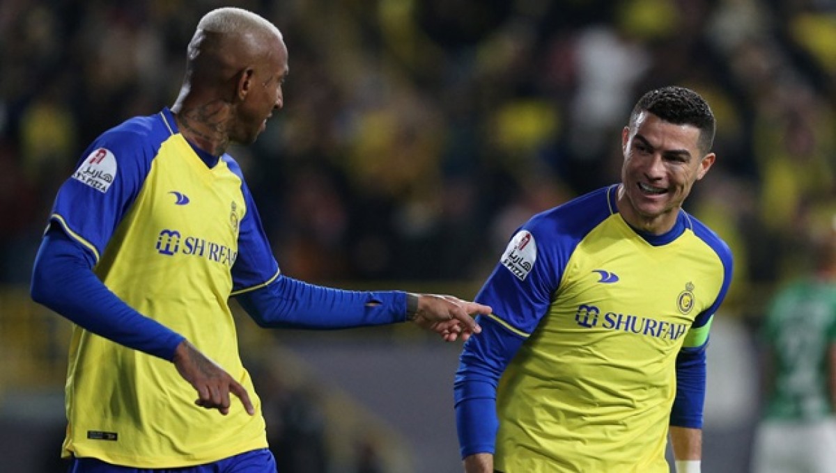 With a cinematic look... Ronaldo and Talisca steal the show before the Al Hilal derby