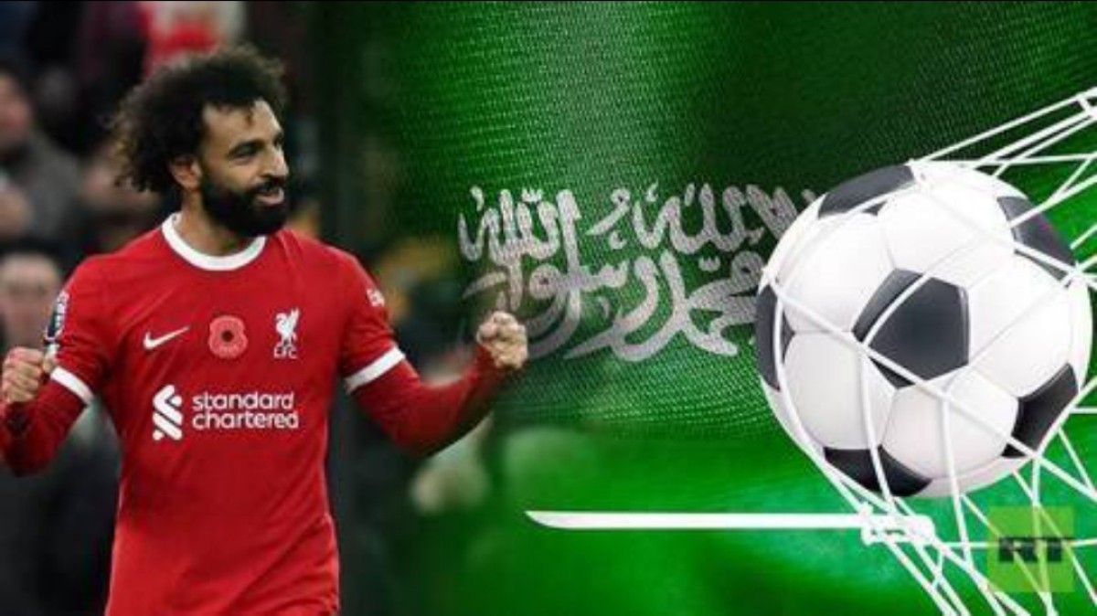 In the most expensive football deal with a huge salary.. Mohamed Salah to Saudi Arabia