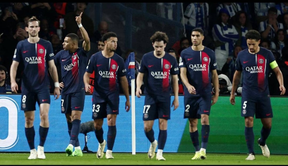 Paris Saint-Germain puts one foot forward in the Champions League quarter-finals