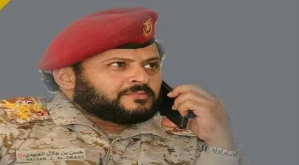 An official in the Yemeni Ministry of Defense was killed inside his apartment in Egypt