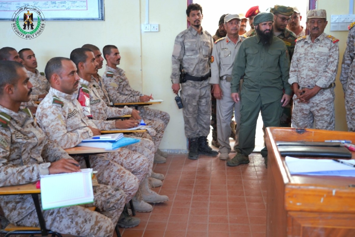 The Governor-General visits the Military College and the Commander and Staff Training Institute in the capital, Aden