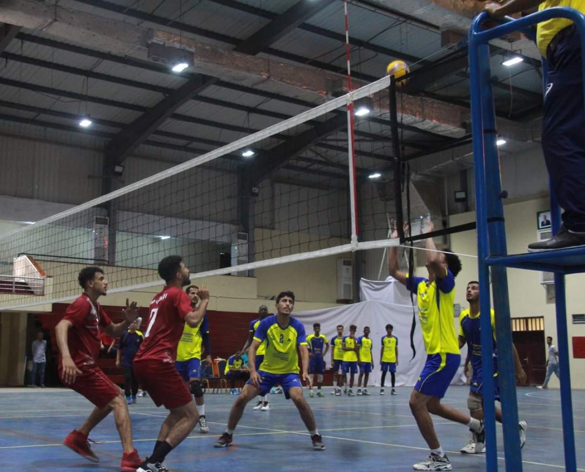 Strong competition in the second round of the General Volleyball League in Aden