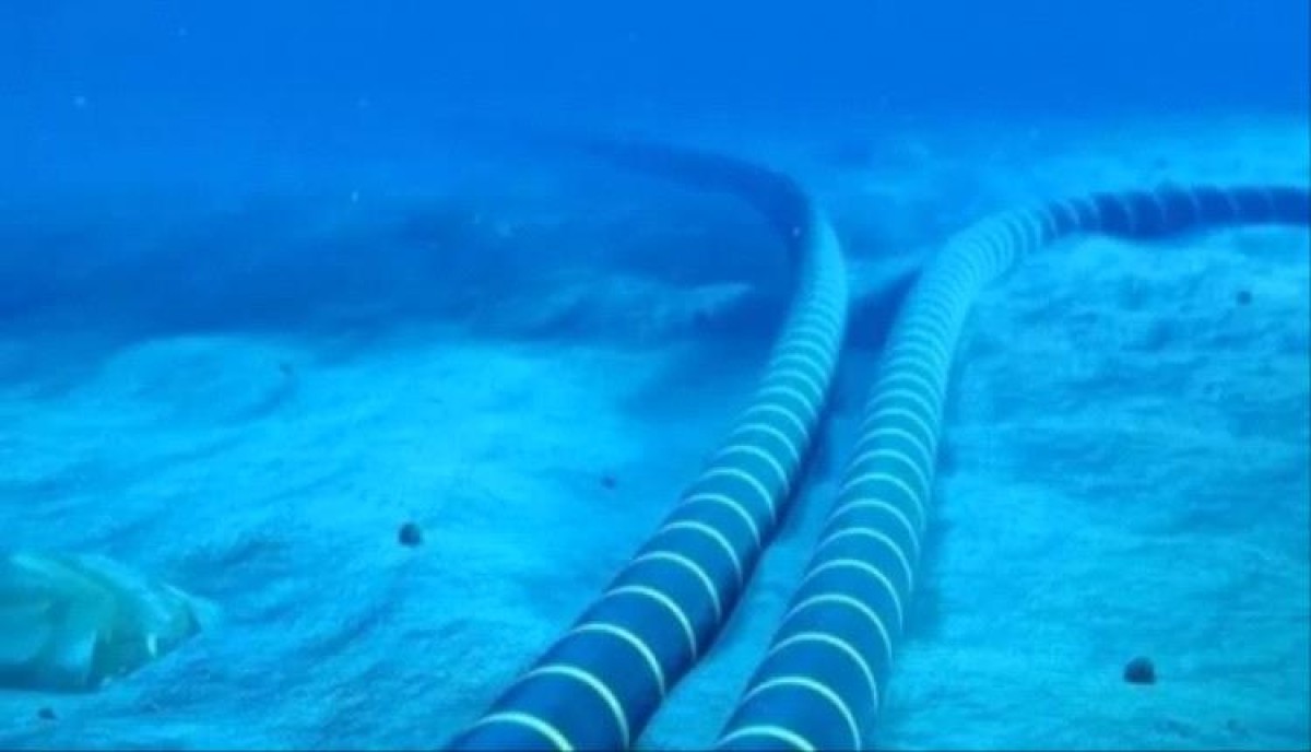 Three important communications cables in the Red Sea were damaged