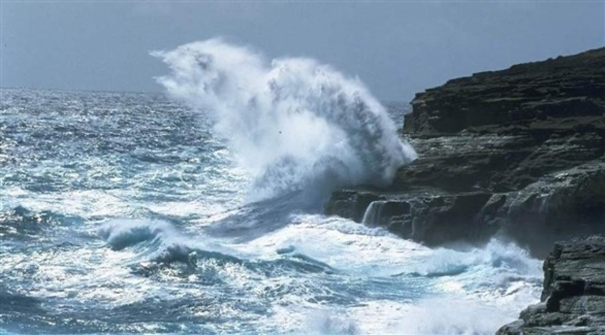 “Meteorology” warns of sea turbulence in Bab al-Mandab and the western Gulf of Aden