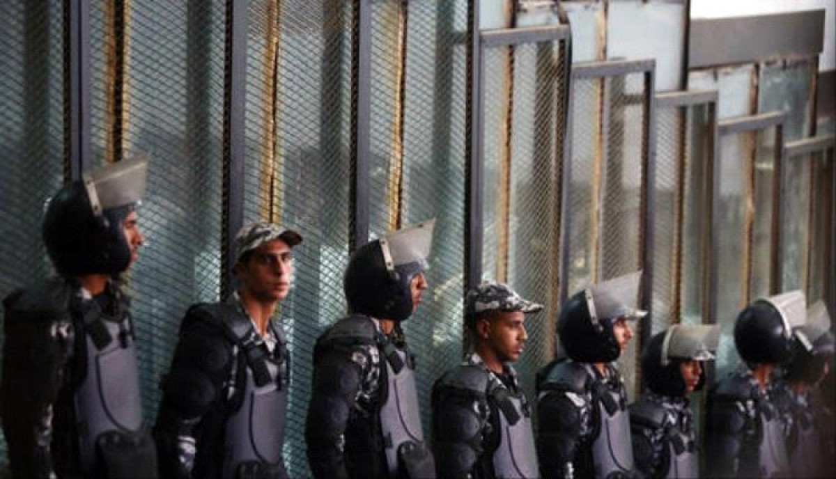 Egypt.. Arrest of officials on charges of seizing public money