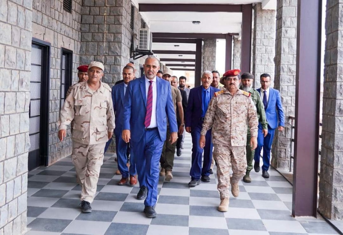 Al-Zubaidi praises the efforts of the Minister of Defense to restore educational institutions and military academies