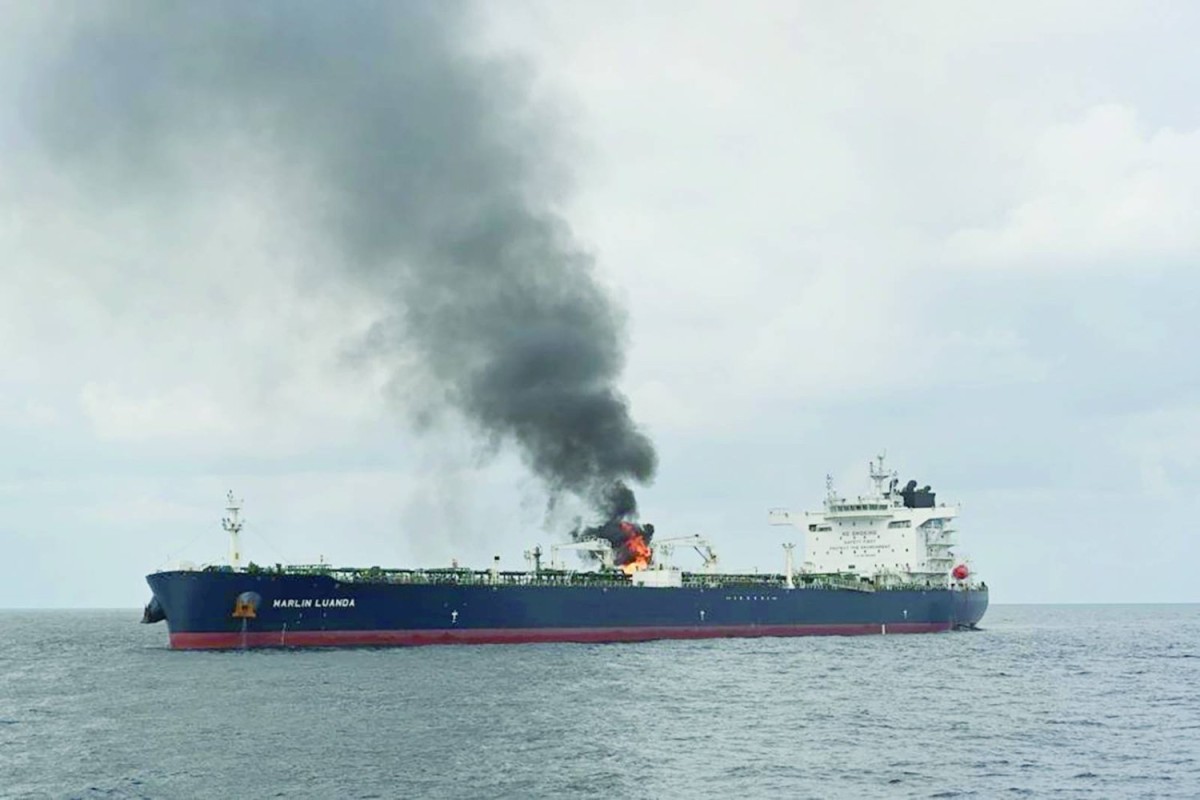 A ship was attacked by Houthis east of the port of Aden, without damage