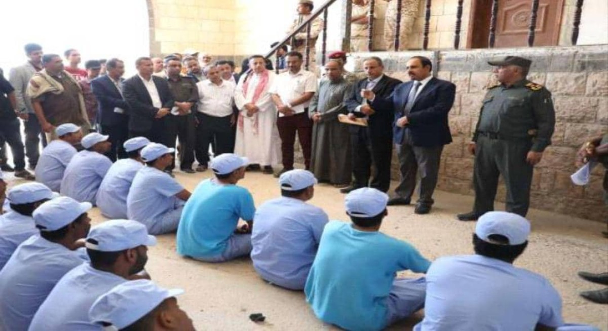 Hadramaut Prosecution releases 59 insolvent prisoners in the coast