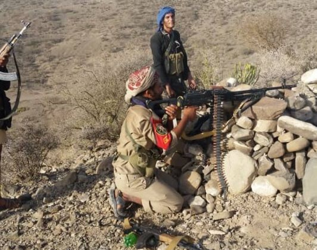 Dead and wounded in a massive Houthi attack towards Al-Jub camp in Al-Dhalea