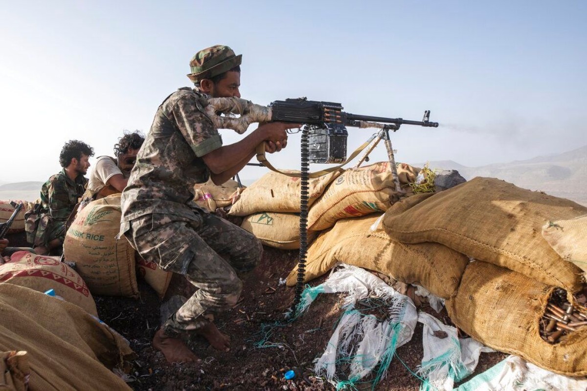 Dead and wounded from government forces and the Houthi militia in confrontations in Marib and Al-Dhalea