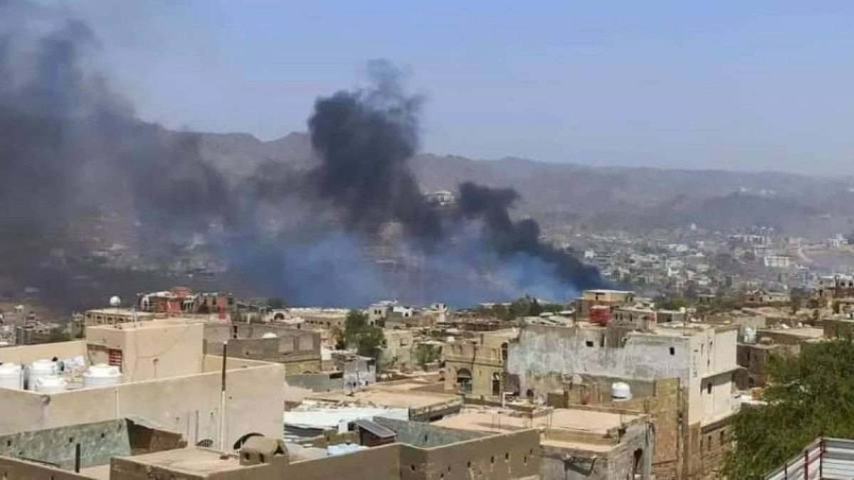 Violent Houthi bombardment on the residential area of ​​Al-Hawd, east of Taiz city